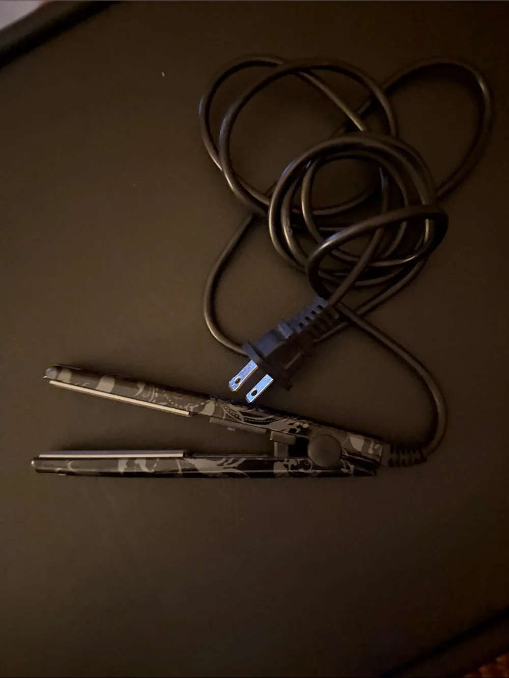 TS-2 Mini Hair Crimping Iron - (black camouflage) Perfect for bangs!